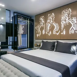 Aparthotel Lavris, Iraklion